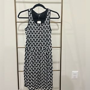 Modern Banana Republic Black and White Dress!